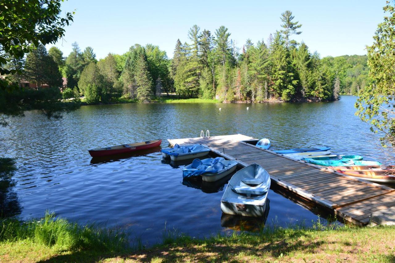 Hotel Et Centre De Villegiature Lac Carling Grenville-Sur-La-Rouge Eksteriør billede